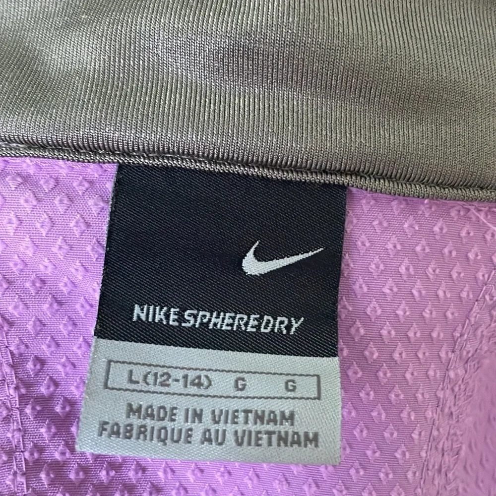 Nike SphereDry Womens Full ZIP Running Jacket